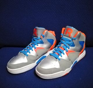 Zapatillas de baloncesto de segunda mano en Salamanca en WALLAPOP