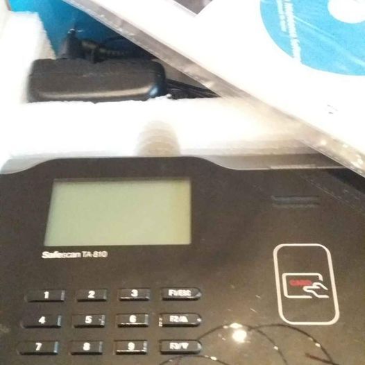 Terminale rilevatore di presenza Safescan TA-810