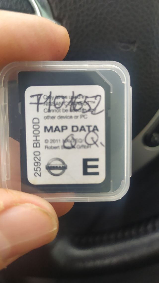 Nissan Qashqai SD mapa v10 de segunda mano por 25 EUR en Jódar en WALLAPOP