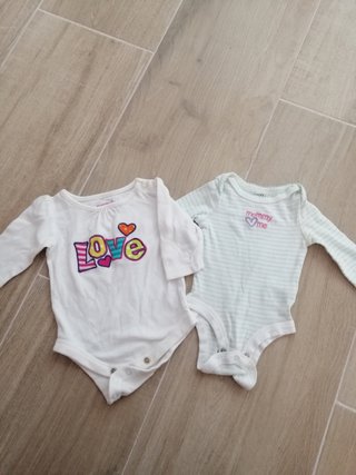 Ropa bebe 0-3 meses de segunda mano por 4 EUR en Museros en WALLAPOP