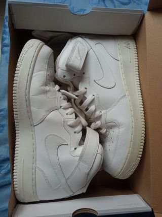 Nike air force 1 talla 43 de segunda mano por 60 EUR en Colonia Santa  Isabel en WALLAPOP