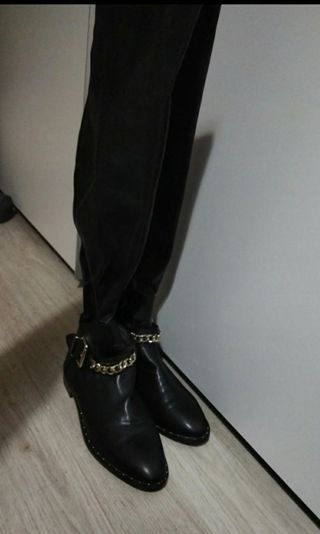 Botas Altas de Mujer: ¿Cómo llevarlas? - Nomad Bubbles