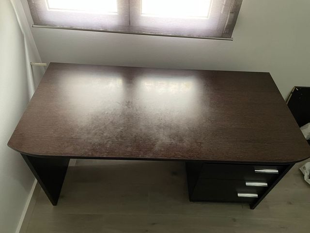 Escritorio madera marrón oscuro 