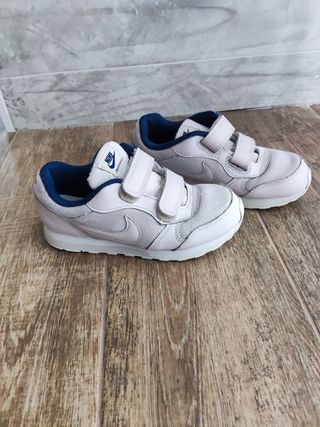 Zapatillas Nike talla 29,5. de segunda mano por 5 EUR en Logroño en WALLAPOP