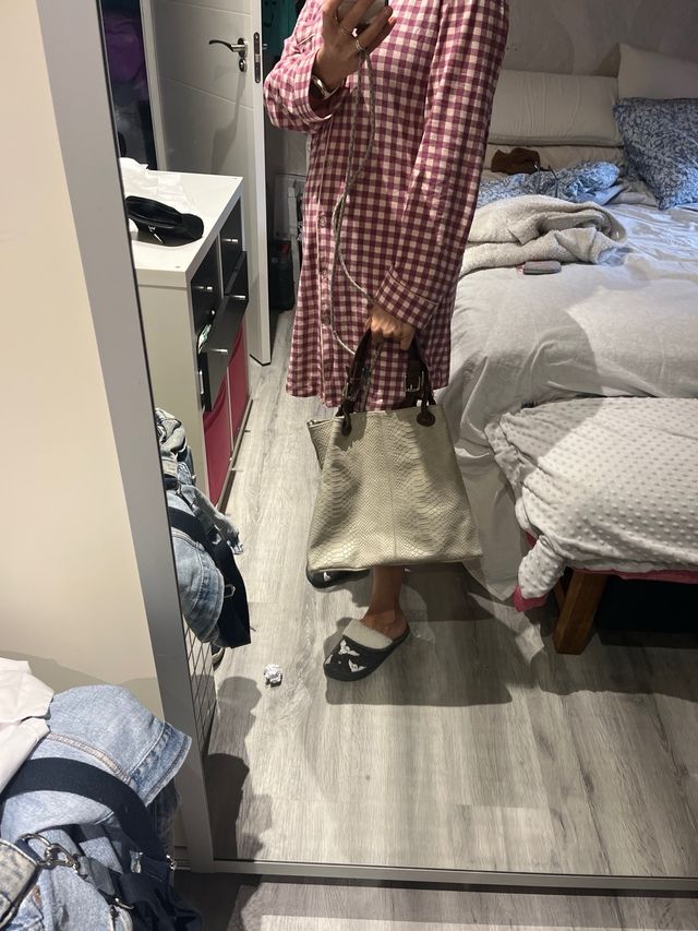 bolso piel, comprado en el corte