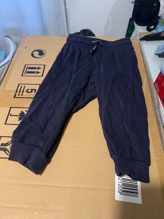 Pantalon Talla 12-18M de segunda mano por 2 EUR en Lleida en WALLAPOP
