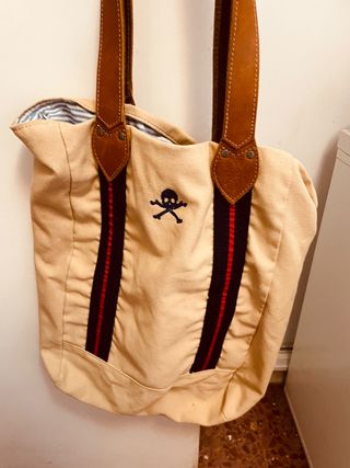 Bolso Sport scalpers de segunda mano por 40 EUR en Sevilla en WALLAPOP
