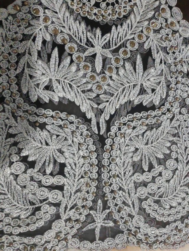 Top encaje cuello redondo-dorado