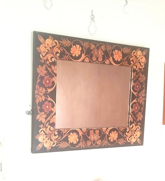 Espejo de pared decorado