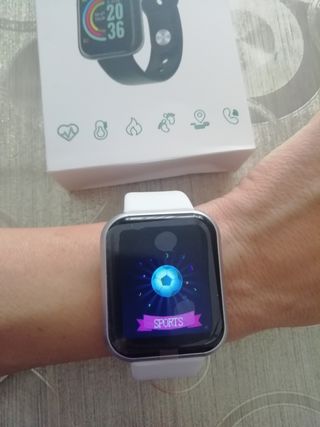 Smartwatch nuevo de segunda mano por 12 EUR en Valdemoro en WALLAPOP