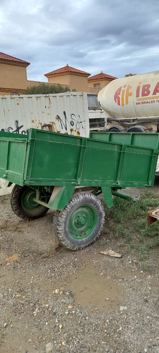 remolque de tractor 1,56 ancho 2,05 largo