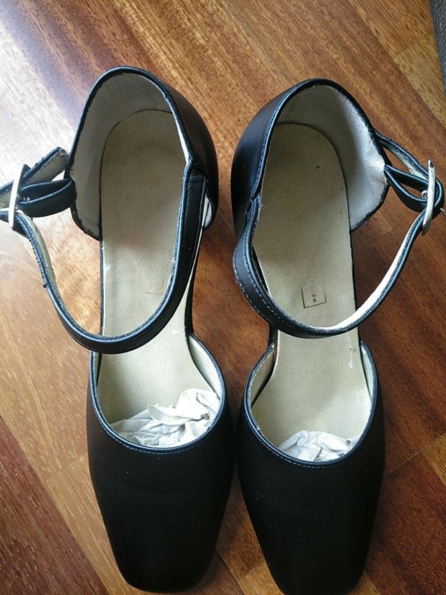 Zapatos negros num 37