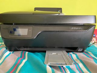 Impresora multifuncion HP OfficeJet 3833 de segunda mano por 100 EUR en  Bilbao en WALLAPOP