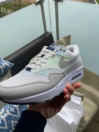 Nike air max 1 AMD la Ville lumière de segunda mano por 190 EUR en Terrassa  en WALLAPOP