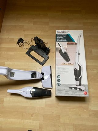 Aspirador escoba y de mano de segunda mano por 65 EUR en Guadalajara en  WALLAPOP