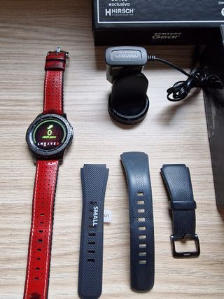 Reloj Samsung Gear S3 Frontier Edición limitada de segunda mano por 75 EUR  en Arganda del Rey en WALLAPOP