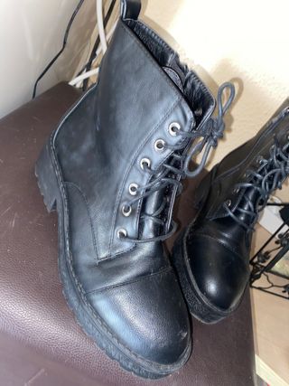 Botas mujer talla 38 SIN USO de segunda mano por 10 EUR en El Puerto de  Santa María en WALLAPOP