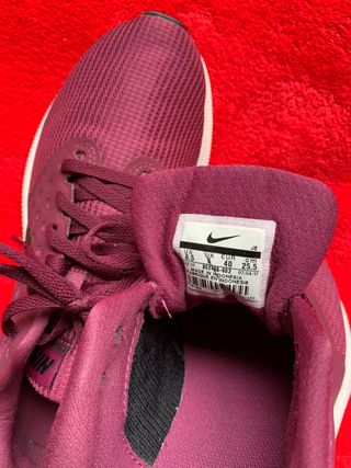 Zapatillas nike downshifter 7 granate de segunda mano por 45 EUR en  Camarena en WALLAPOP