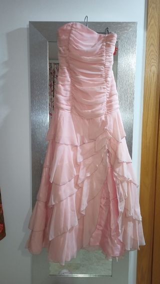 Vestido fiesta talla 34-36 de segunda mano por 50 EUR en El Vedat de  Torrente en WALLAPOP