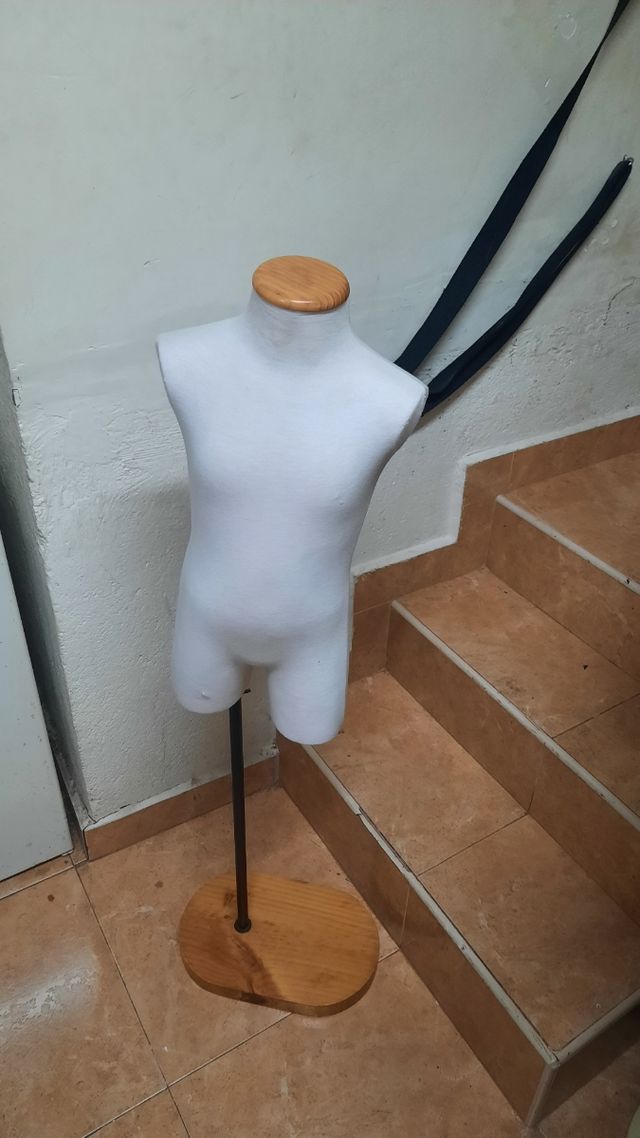Maniquie para ropa de niños, chico, moda infantil