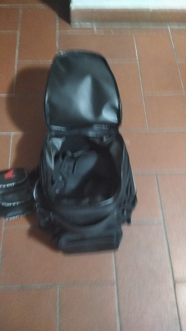 Borsa portaoggetti da serbatoio moto