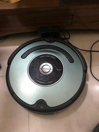 Robot aspirador roomba de segunda mano por 55 EUR en Crevillent en WALLAPOP