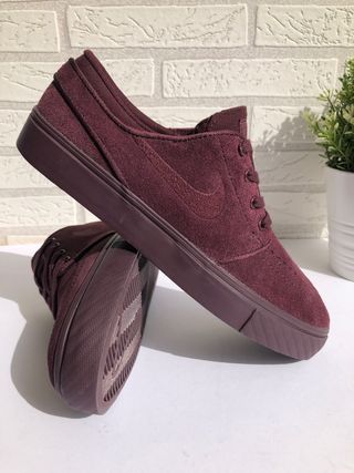 Bambas Nike Sb Stefan Janoski talla 38 de segunda mano por 45 EUR en  Igualada en WALLAPOP