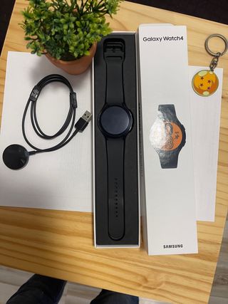 SAMSUNG GALAXY WATCH 4 Negro 44mm de segunda mano por 160 EUR en Cornellà  de Llobregat en WALLAPOP
