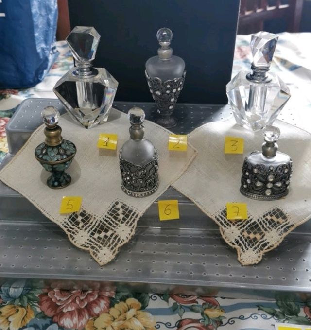 colección de perfumeros