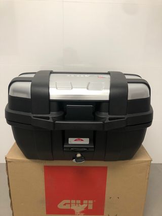 Maleta Givi Trekker 52 litros de segunda mano por 190 EUR en Las Palmas de  Gran Canaria en WALLAPOP