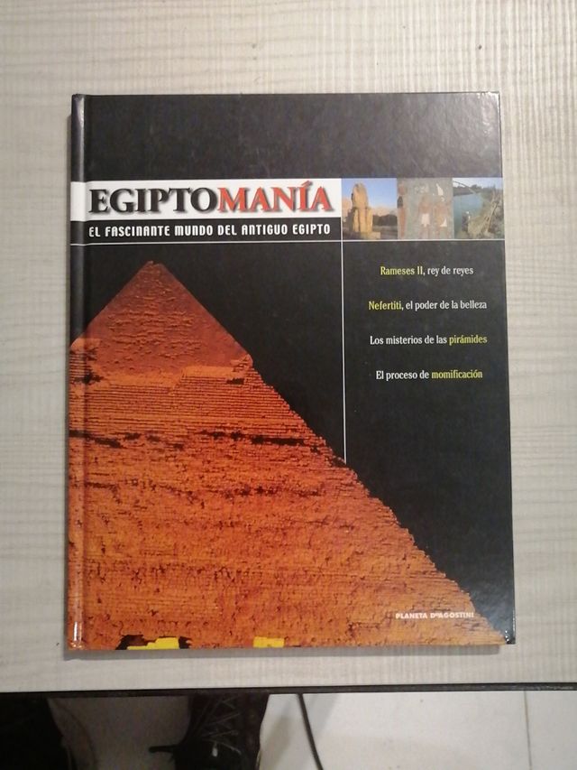 Libro "Egiptomanía" 