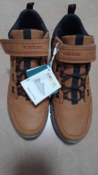Botas Geox Impermeables de segunda mano por 30 EUR en Avilés en WALLAPOP