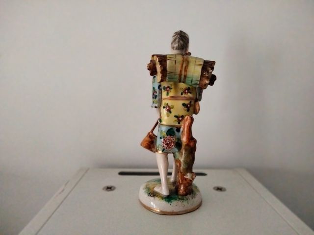 Figura porcelana china