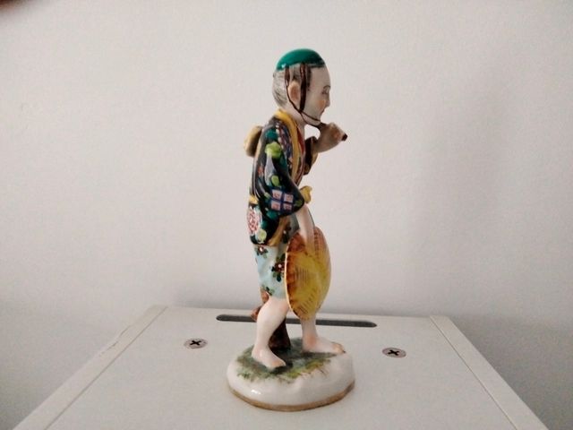 Figura china de porcelana