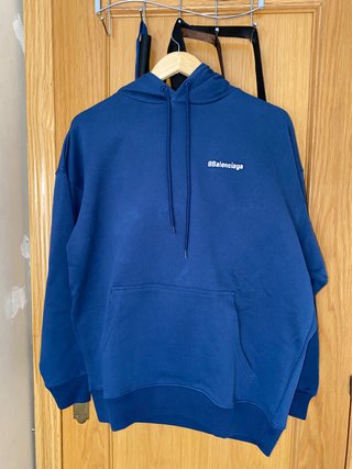 Sudadera Balenciaga en Cuauhtémoc, Ciudad de México por $800 | Segundamano .mx