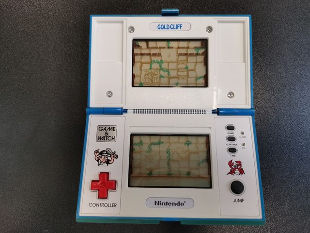 Gold Cliff MUY BUEN ESTADO - Game Watch