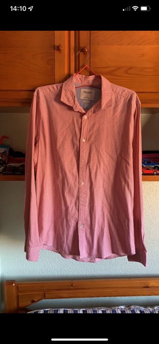Camisa rosa de Springfield de segunda mano por 4 EUR en San Sebastián de  Los Reyes en WALLAPOP