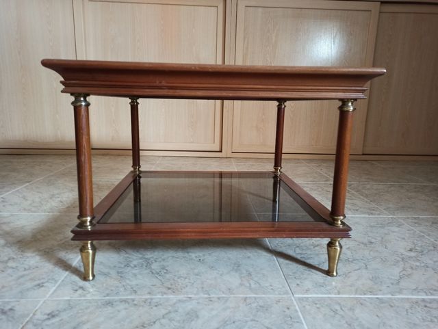 Mesa de salón vintage de madera, mueble