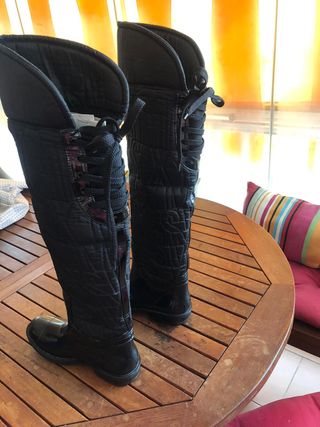 Botas de agua de segunda mano por 35 EUR en Fuengirola en WALLAPOP
