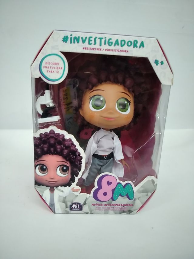 5 muñecas vestidas de profesiones