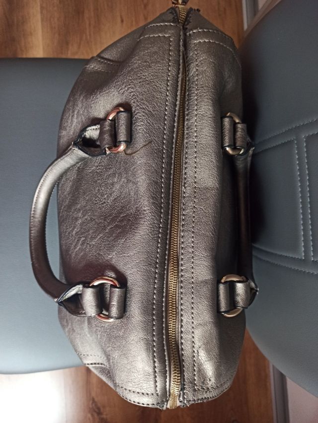 Bolso de vestir plateado