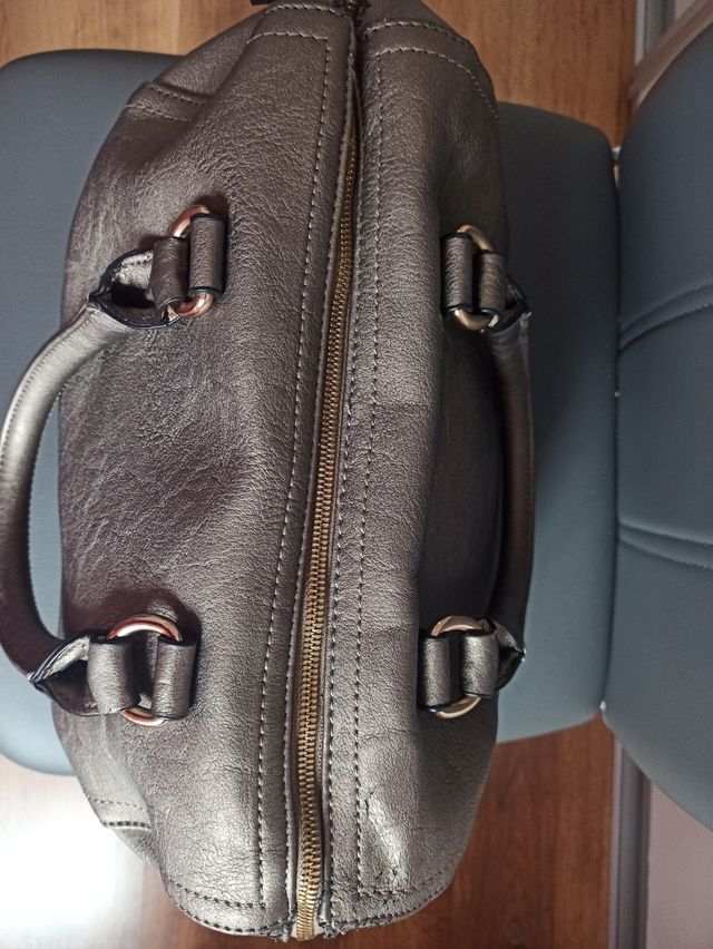 Bolso de vestir plateado