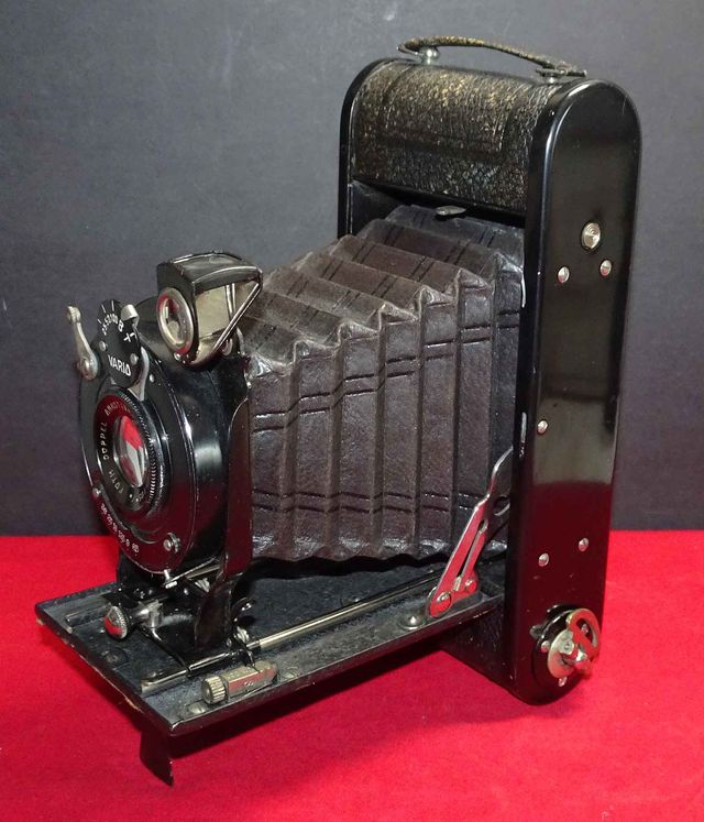 667-Cámara FOTH DERBY