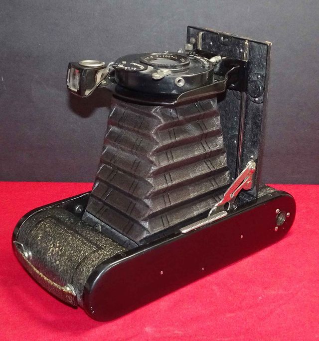 667-Cámara FOTH DERBY