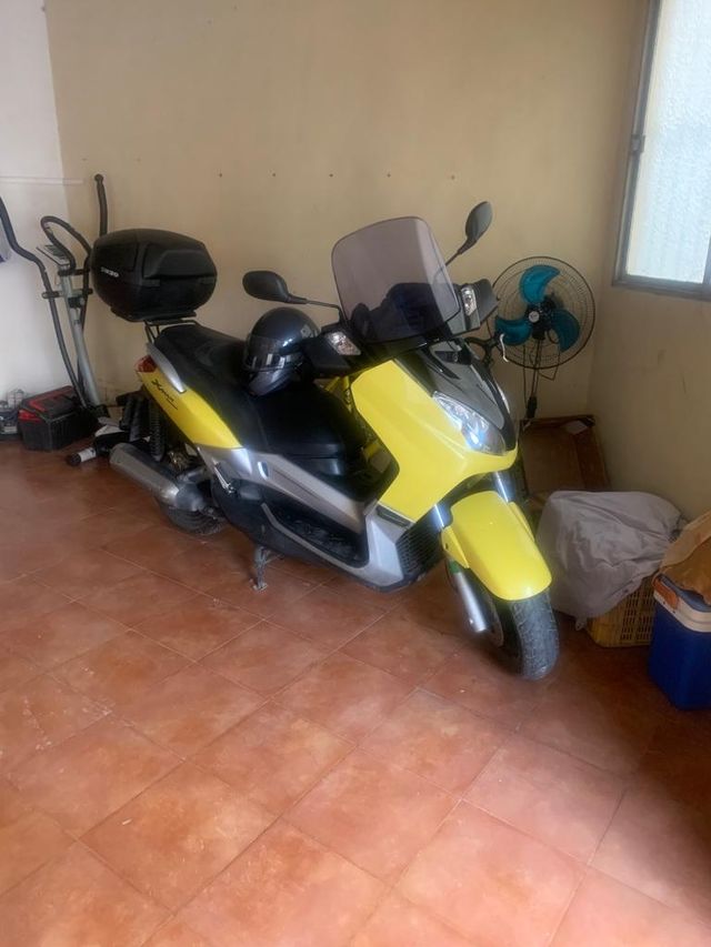 Yamaha xmax 2007