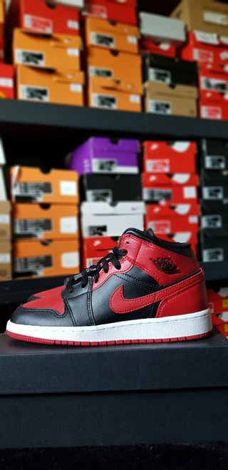 Precios de Nike Air Jordan 1 Mid talla 36 - Ofertas para comprar online y  outlet | Runnea