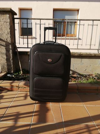 Maleta grande de viaje de segunda mano por 50 EUR en Girona en WALLAPOP