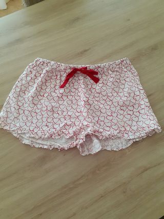 Short pijama corazones Oysho S sin estrenar de segunda mano por 6 EUR en  Sada en WALLAPOP