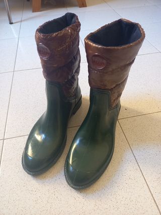Botas de agua Gioseppo de segunda mano en Murcia en WALLAPOP