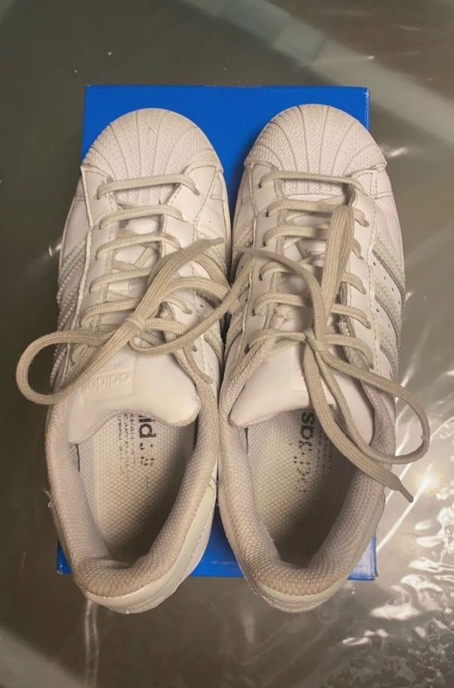 Adidas Superstar